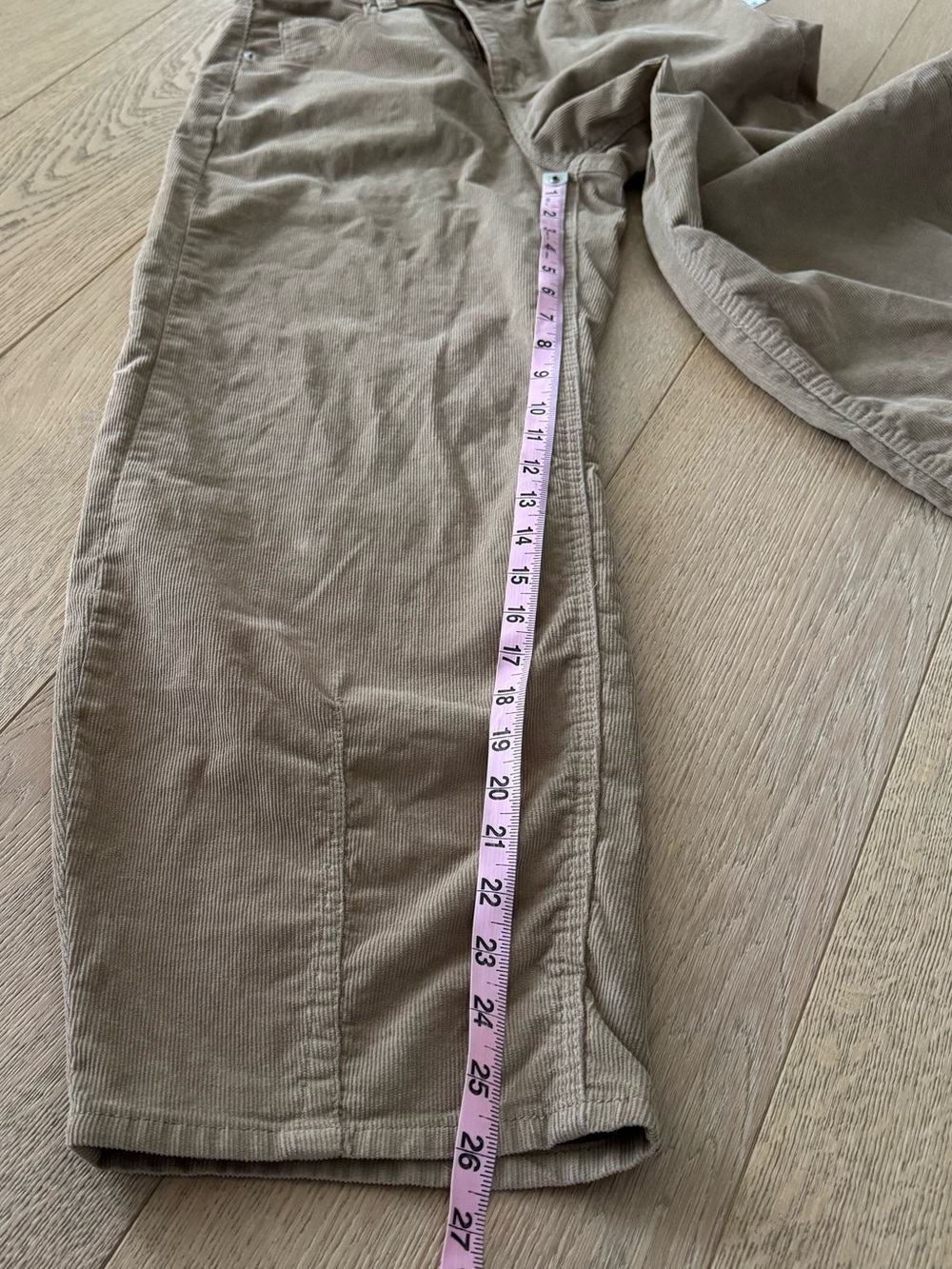 Universal Thread High-Rise Corduroy Easy Barrel Jeans Tan Size 2 NWT - Picture 8 of 12